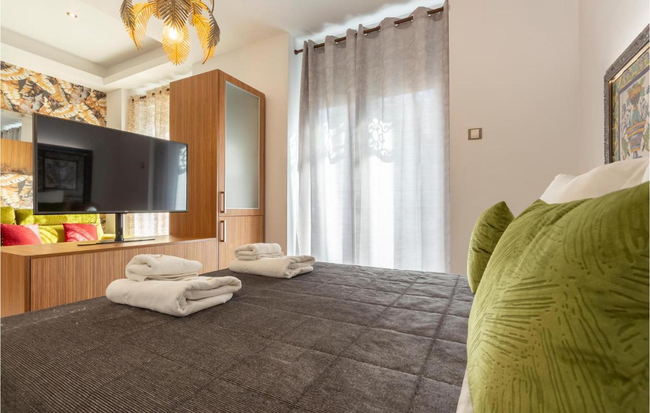 Appartement 1 Bedroom Awesome In Séville