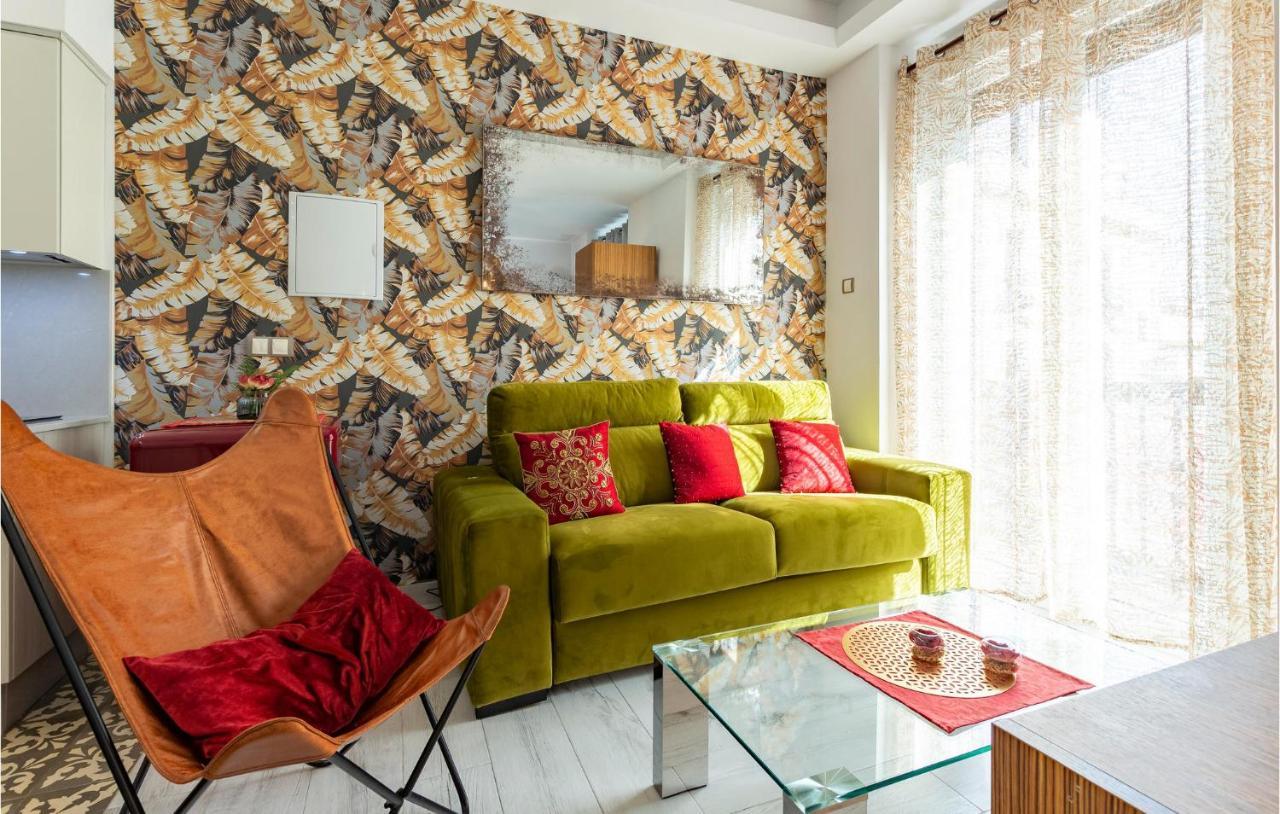 1 Bedroom Awesome In *