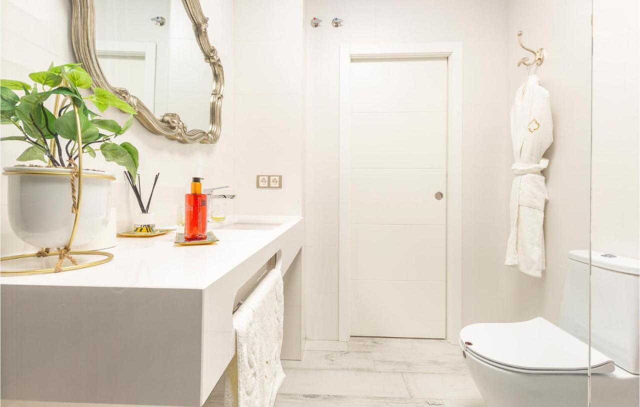 1 Bedroom Awesome In